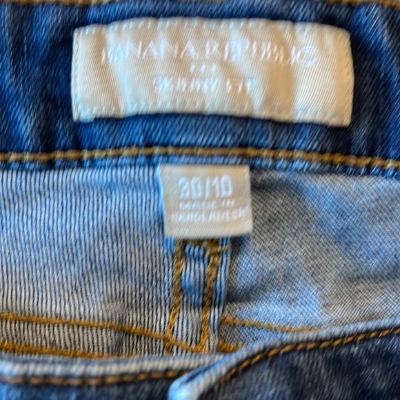 Banana Republic Skinny Fit Jeans - Picture 3 of 3